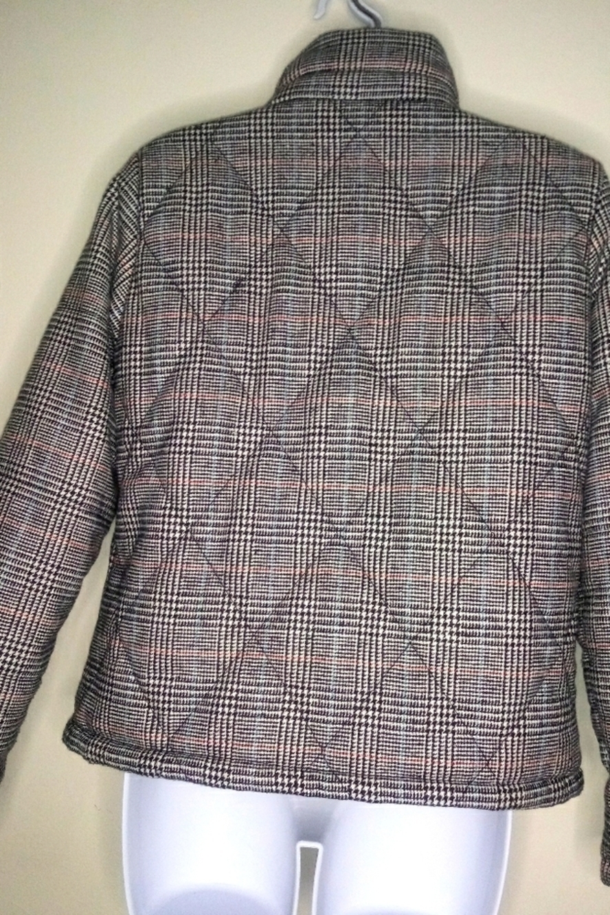 A new day fully lined plaid puffer jacket - Picture 14 of 15